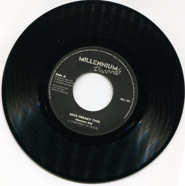 Glamma Kid : Miss Freaky Type (7")