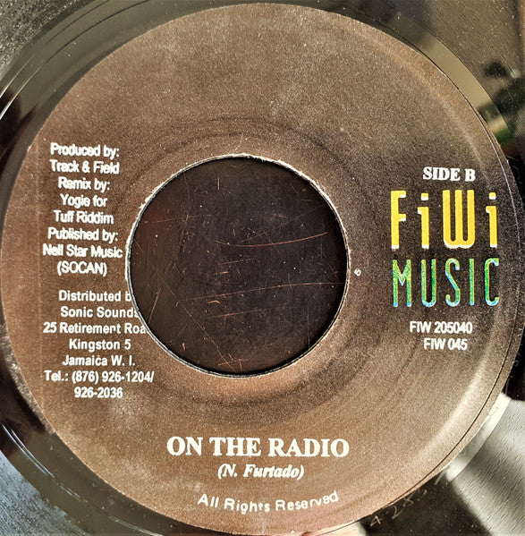 Nelly Furtado : On The Radio (7")