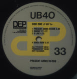 UB40 : Present Arms In Dub (LP)